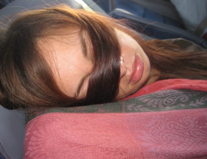 5 Tips for Helping You Sleep Better During a Flight