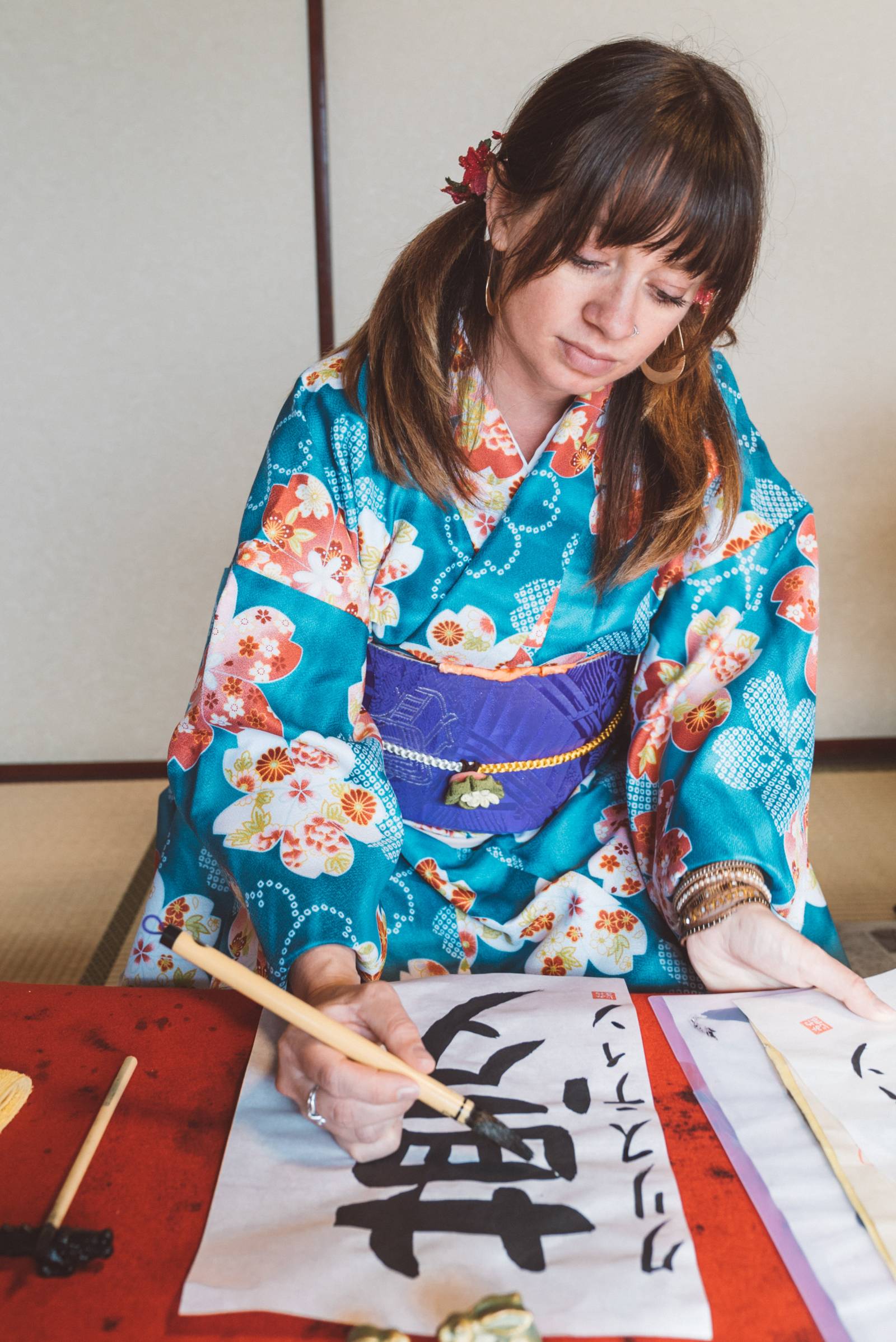 Japan Travel Guide Japanese Calligraphy lessons